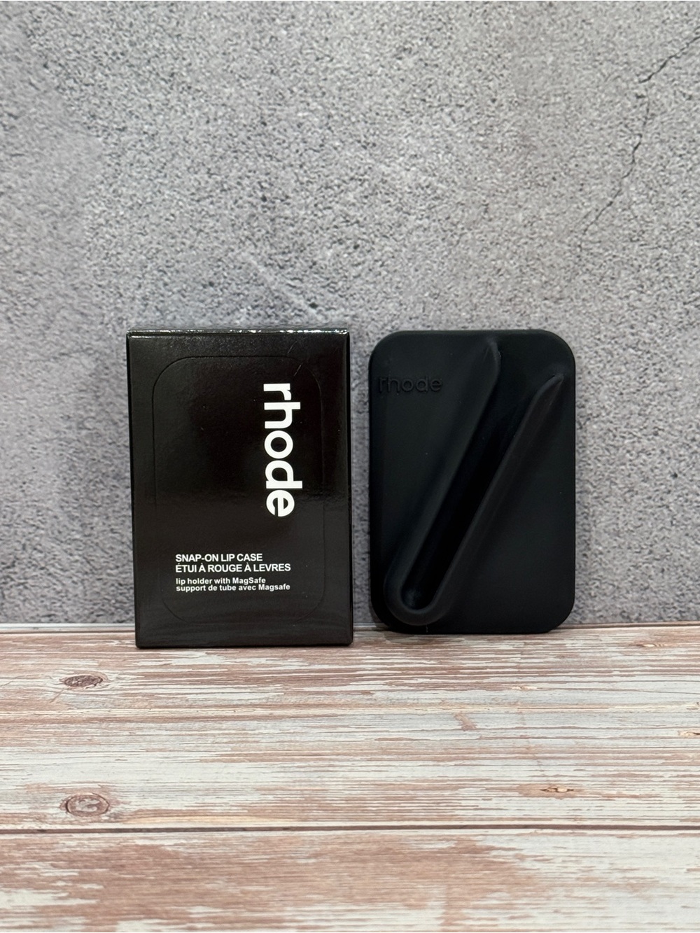 RHODE Black Snap-On Lip Case with MagSafe Compatible Grip